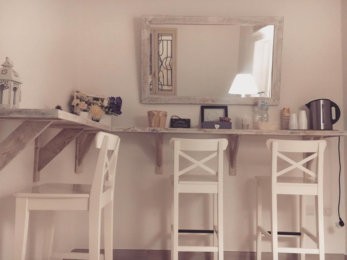 Ai Raggi Di Sole Bed & Breakfast Lecce Exterior photo