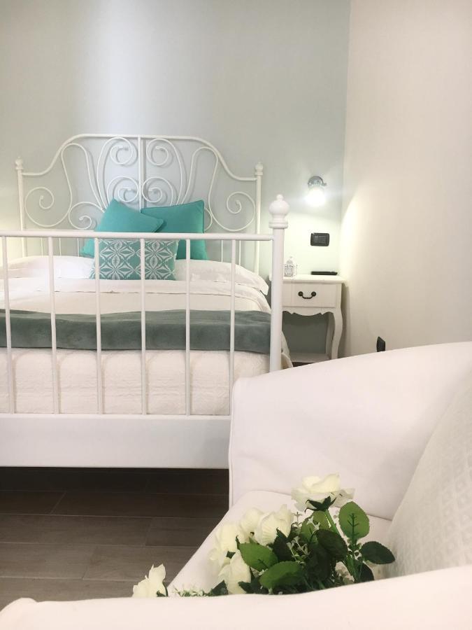 Ai Raggi Di Sole Bed & Breakfast Lecce Exterior photo