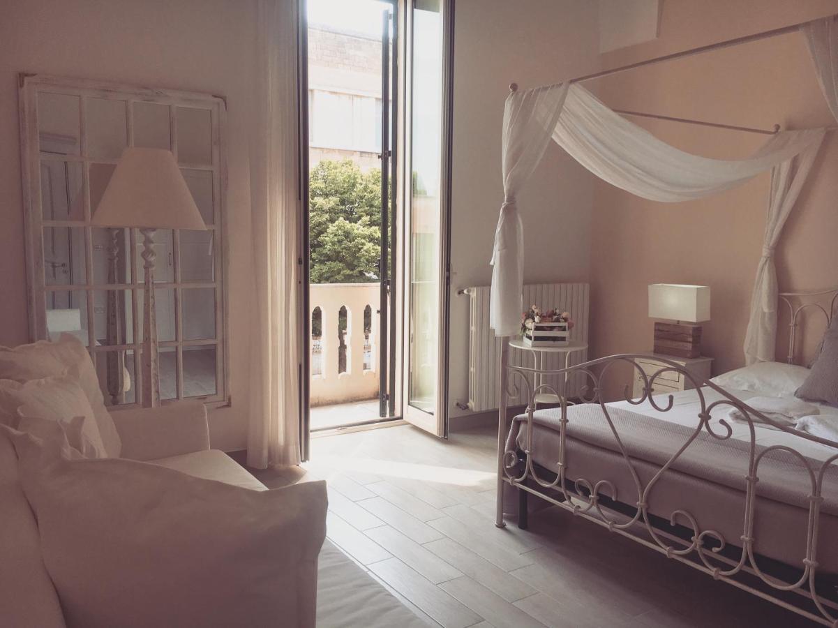 Ai Raggi Di Sole Bed & Breakfast Lecce Exterior photo