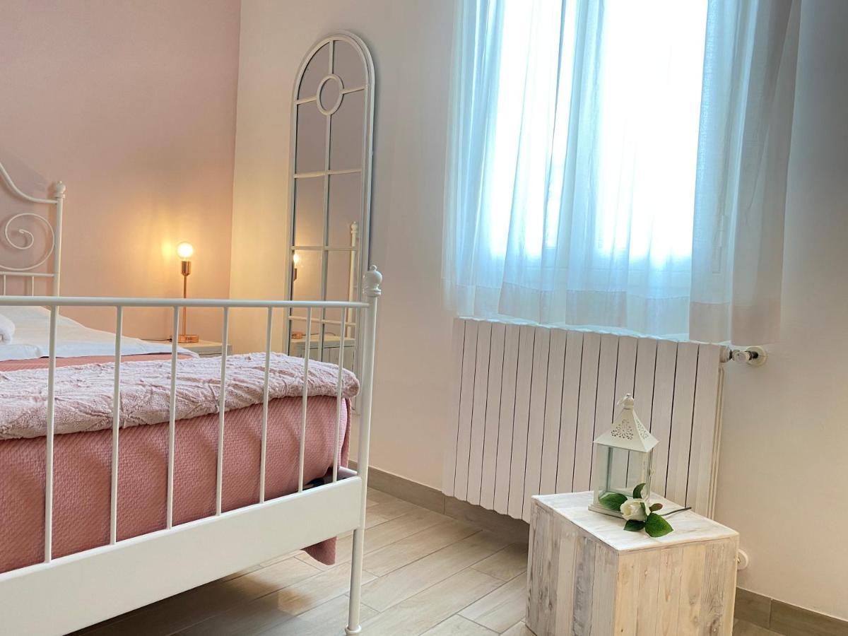 Ai Raggi Di Sole Bed & Breakfast Lecce Exterior photo