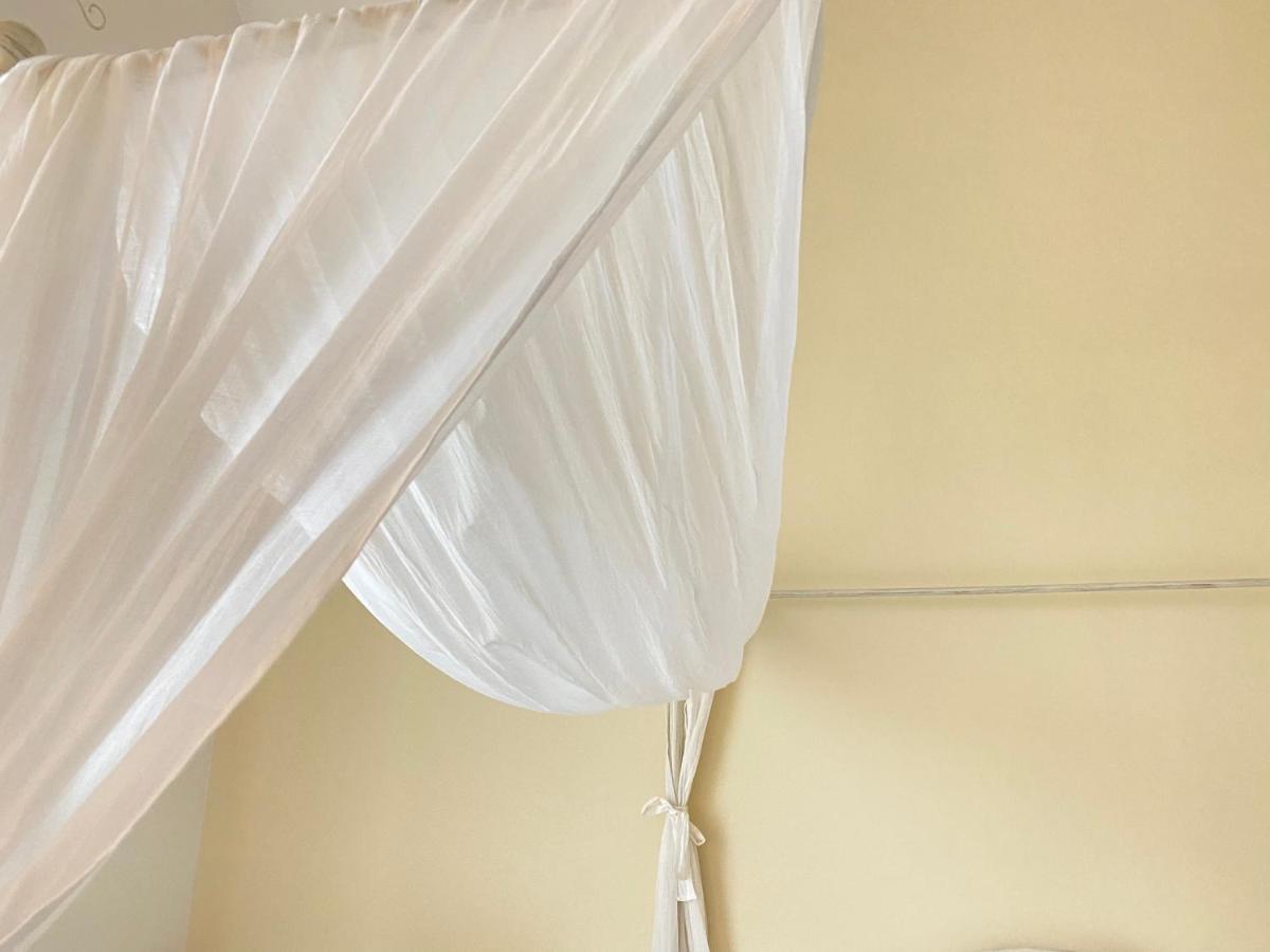 Ai Raggi Di Sole Bed & Breakfast Lecce Exterior photo