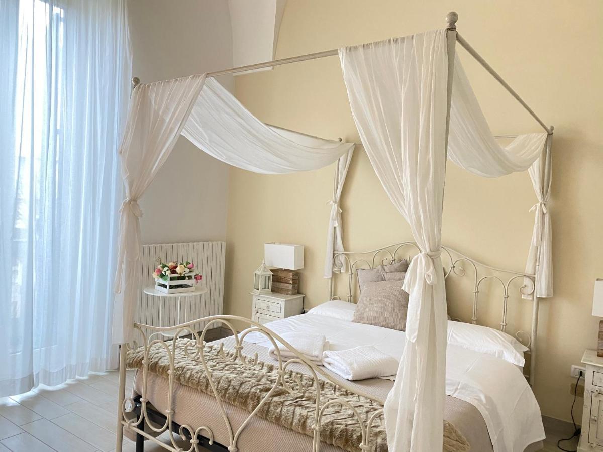 Ai Raggi Di Sole Bed & Breakfast Lecce Exterior photo